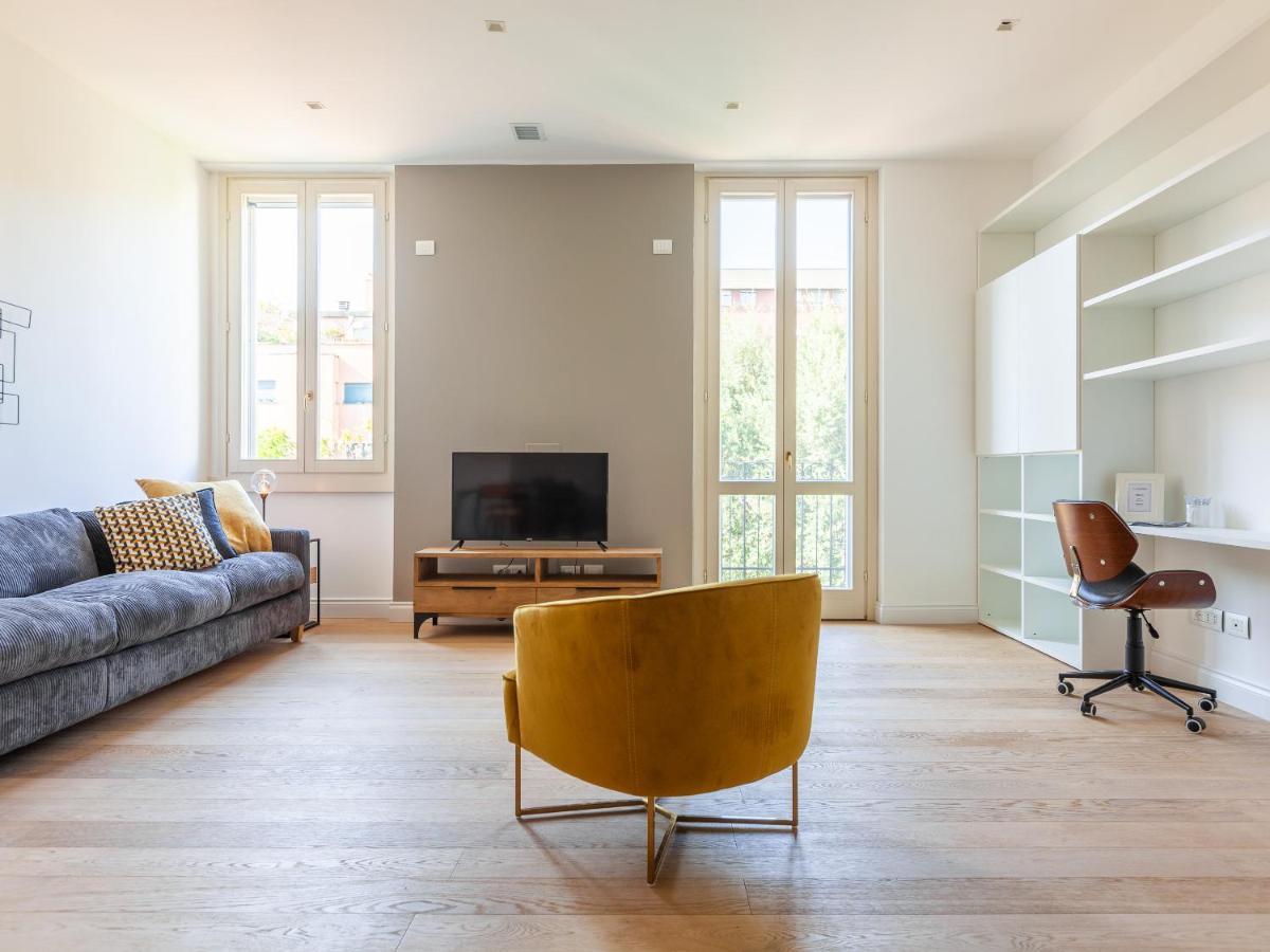 Easyhomes-solera * Milán